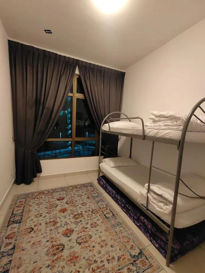 Homestayhusnahusni Johor Bahru 0*,  Malaysia